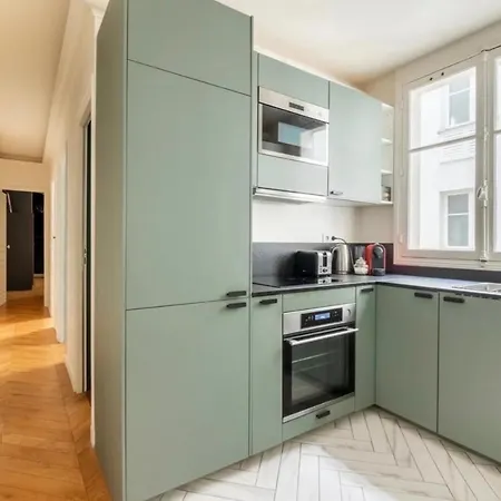 Beautiful Eiffel Tower 2 Bdr * パリ