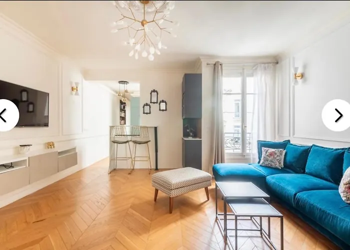 Apartmán Beautiful Eiffel Tower 2 Bdr *